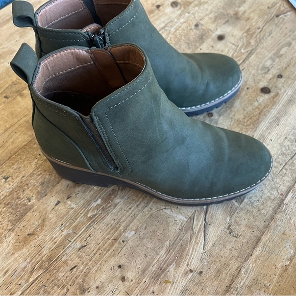 Eurosoft by Sofft Elan Olive Ankle Boots Women’s 7.5 - Picture 9 of 11